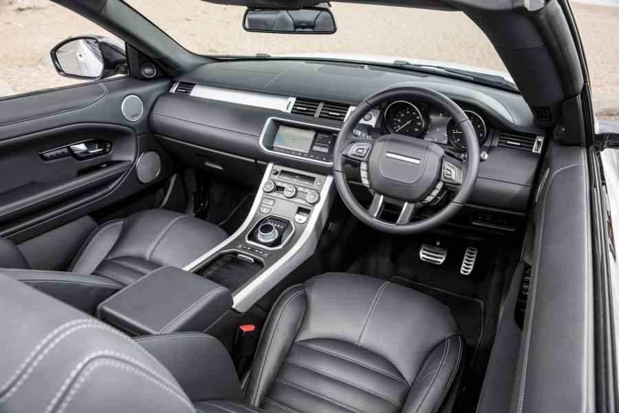 Торпедо Land Rover Range Rover Evoque Convertible 2016 года  (UK) (фото 18 из 31)